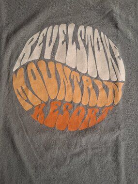 T Shirt Revelstoke Mountain Ski Resort British Columbia Canada Adult Size XL